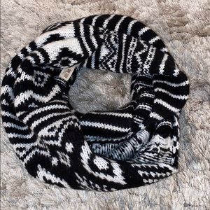 Black and white patterned infinity scarf